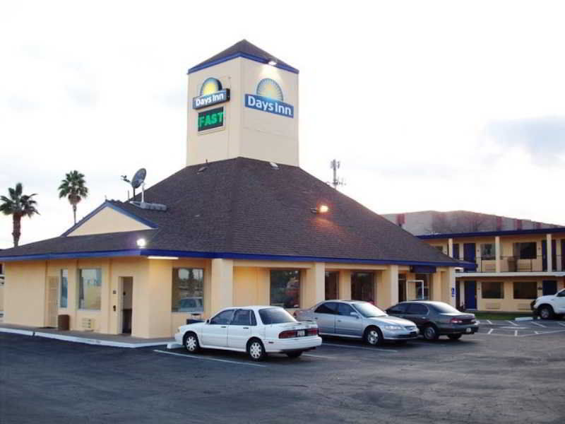 Alojamento Econo North I-17 *